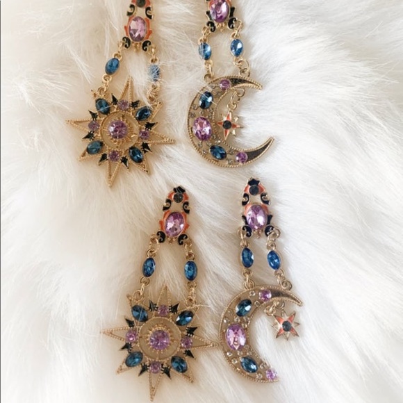 SUN N MOON EARRINGS - Picture 3 of 3